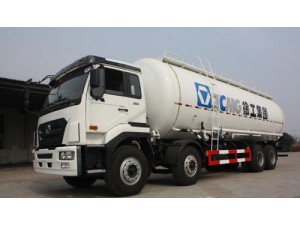 粉粒物料运输车