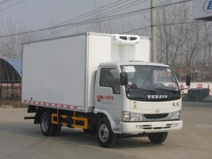 125马力 4×2 冷藏车(CLW5040XLC3)
