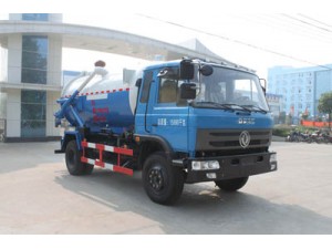 190马力 4×2 吸污车(CLW5160GXW3)
