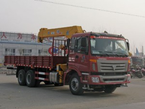240马力 6×4 随车起重运输车(CLW5250JSQB3)