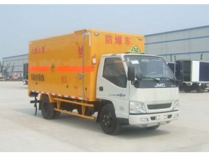 108马力 4×2 爆破器材运输车(JX5064XQYXG2)